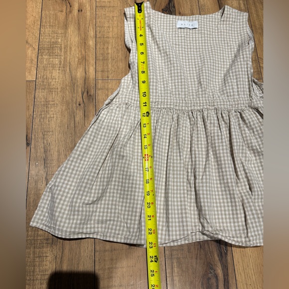 Olive Faye ribbon tan gingham side tie vest - Picture 7 of 8